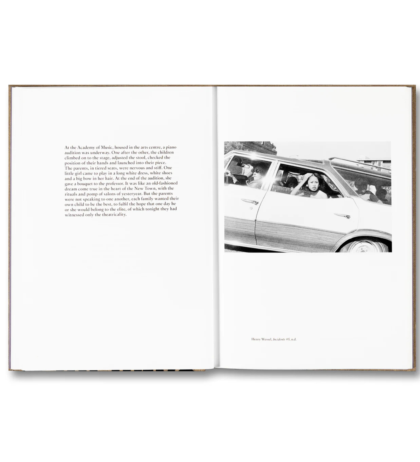 Exteriors: Annie Ernaux and Photography