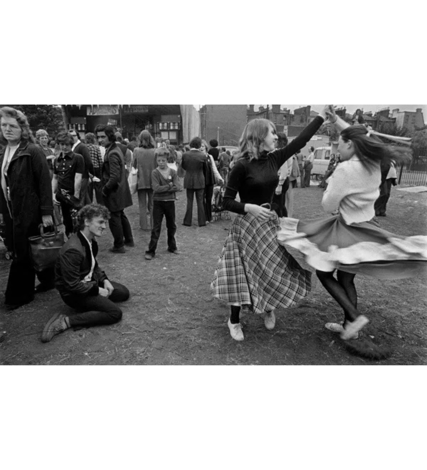 David Hoffman: Endurance & Joy in the East End 1971-1987