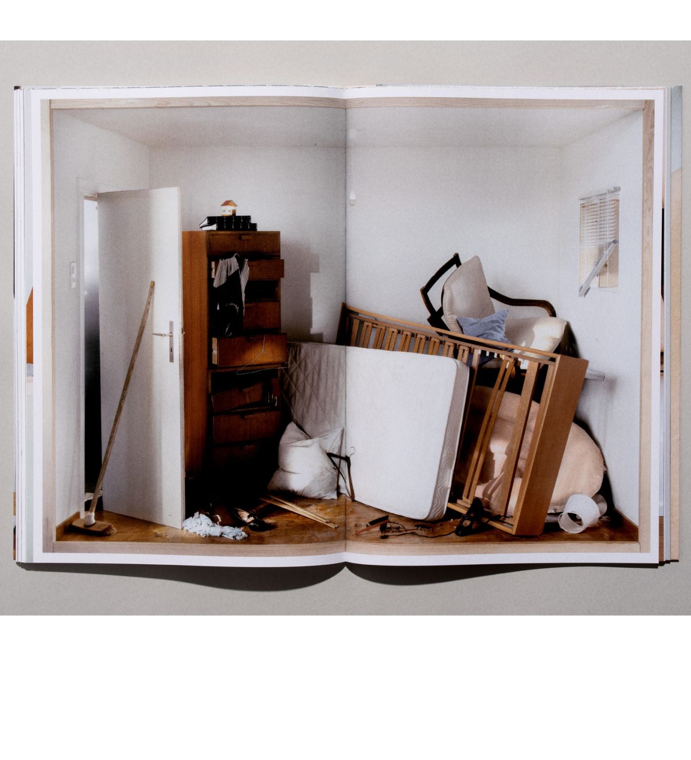Sara De Brito Faustino: A Home With No Roof