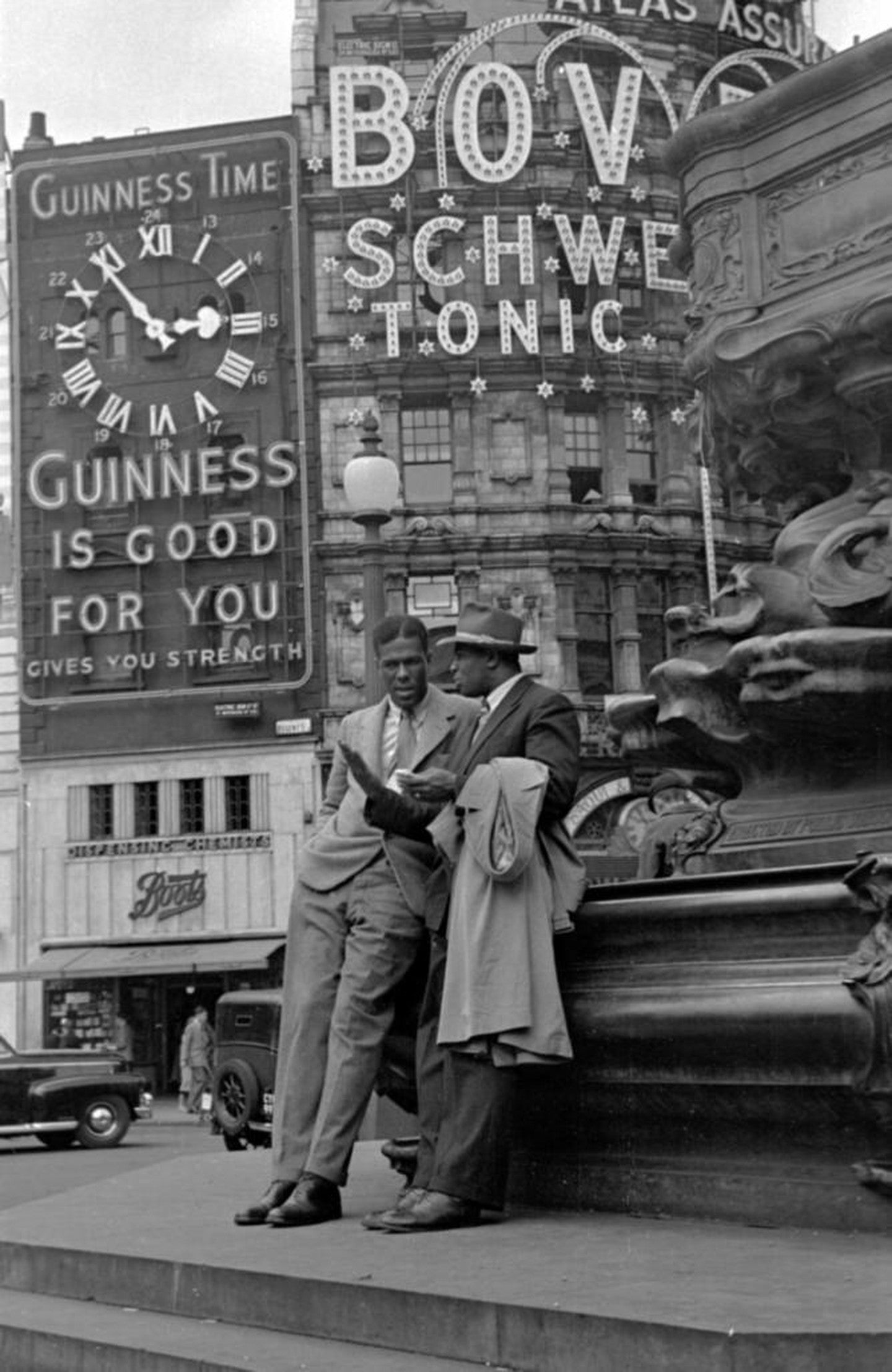 Paul Gilroy: Black Britain - A Photographic History