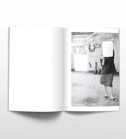 Amak Mahmoodian: Zanjir