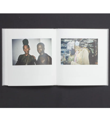 Liz Johnson Artur: PDA