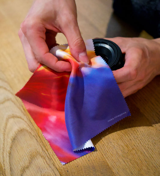 NINAGAWA Mika: Captive Blooms Lens Cloth